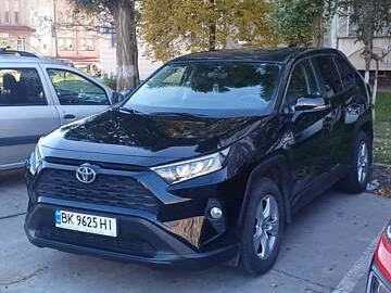 Авто Toyota Rav4 2021 № 8167447