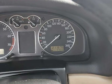 Авто Volkswagen Passat 1999 № 8167756
