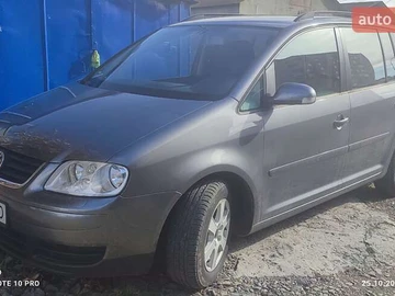 Авто Volkswagen Touran 2006 № 8167769