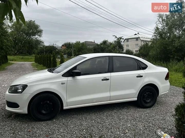Авто Volkswagen Polo 2012 № 8167865