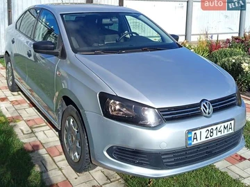Авто Volkswagen Polo 2013 № 8167971
