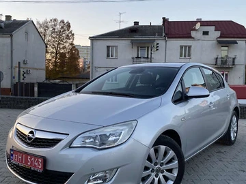 Авто Opel Astra 2013 № 8168039