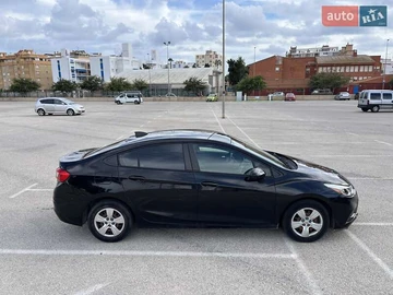 Авто Chevrolet Cruze 2018 № 8168045