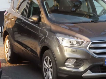 Авто Ford Kuga 2018 № 8168276