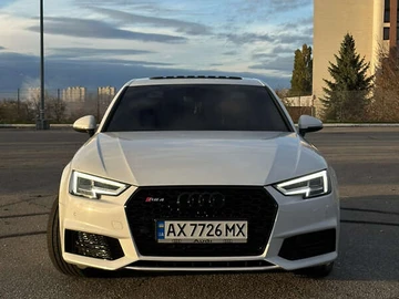 Авто Audi A4 2017 № 8168323