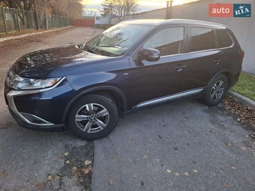 Авто Mitsubishi Outlander 2017 № 8168334