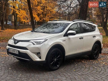 Авто Toyota Rav4 2018 № 8168337