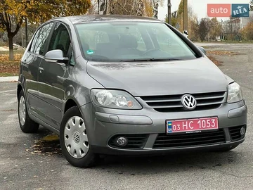 Авто Volkswagen Golf Plus 2008 № 8168873