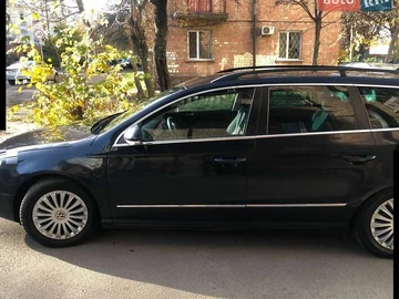 Авто Volkswagen Passat 2010 № 8168895