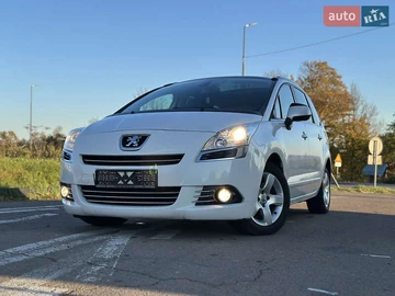 Авто Peugeot 5008 2013 № 8169101