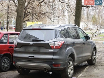Авто Ford Kuga 2018 № 8169305