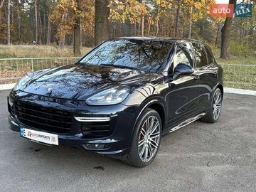 Авто Porsche Cayenne 2015 № 8169421