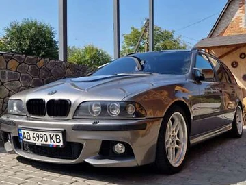 Авто BMW 5 Series 2002 № 8169488