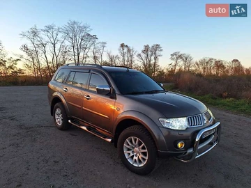 Авто Mitsubishi Pajero Sport 2012 № 8169724