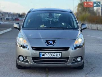 Авто Peugeot 5008 2012 № 8169883