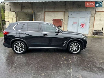Авто BMW X5 2020 № 8170016