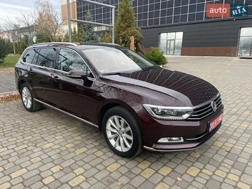 Авто Volkswagen Passat 2018 № 8170439