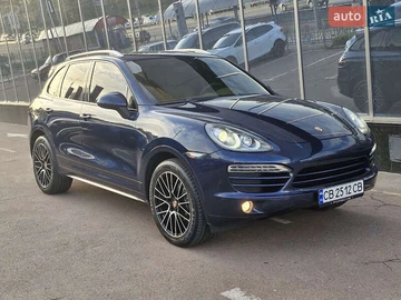 Авто Porsche Cayenne 2013 № 8170449