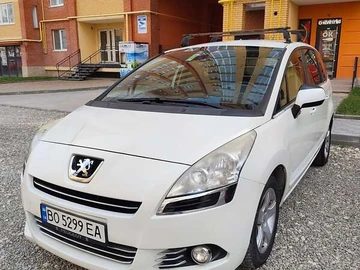 Авто Peugeot 5008 2011 № 8170612