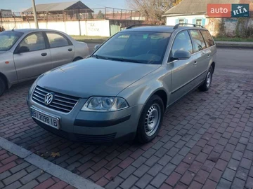 Авто Volkswagen Passat 2004 № 8170617