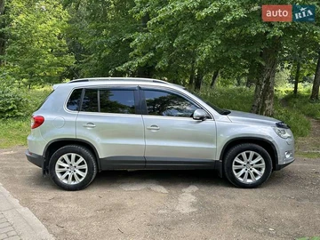 Авто Volkswagen Tiguan 2010 № 8170934