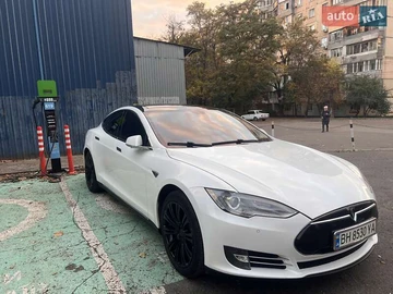 Авто Tesla Model S 2013 № 8170959
