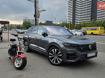 Авто Volkswagen Touareg 2021 № 8171264