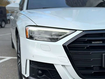 Авто Audi A8 2020 № 8171265