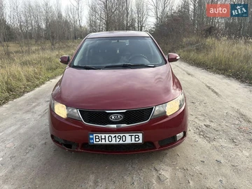Авто KIA Cerato 2010 № 8171428