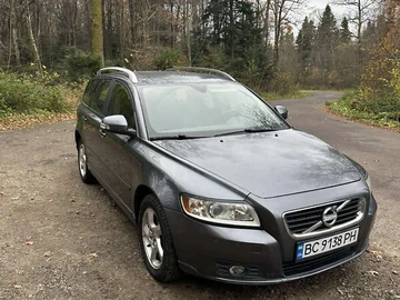 Авто Volvo V50 2011 № 8171647