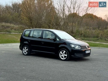 Авто Volkswagen Touran 2013 № 8171679