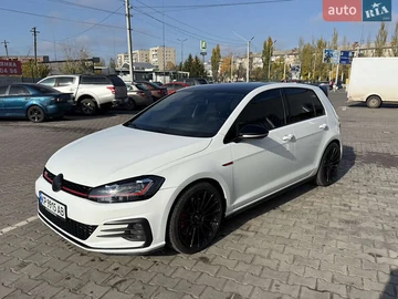 Авто Volkswagen Golf Gti 2019 № 8172018