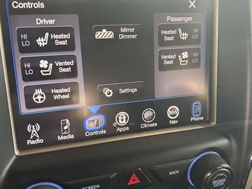 Авто Jeep Grand Cherokee 2015 № 8172022