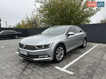 Авто Volkswagen Passat 2018 № 8172031