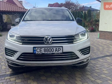 Авто Volkswagen Touareg 2017 № 8172069