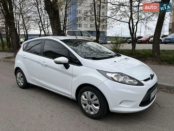 Авто Ford Fiesta 2012 № 8172412