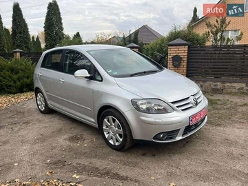 Авто Volkswagen Golf Plus 2008 № 8172435