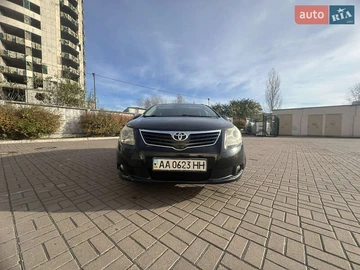 Авто Toyota Avensis 2010 № 8172626
