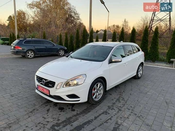 Авто Volvo V60 2013 № 8172892
