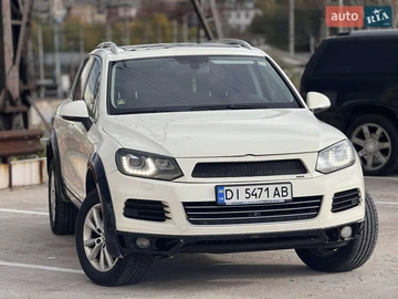 Авто Volkswagen Touareg 2010 № 8172903