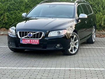 Авто Volvo V70 2013 № 8172928