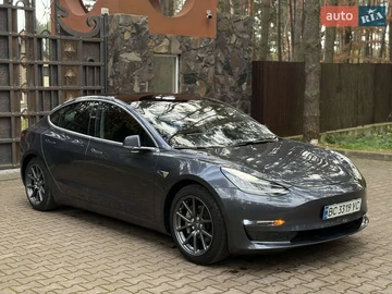 Авто Tesla Model 3 2019 № 8173037