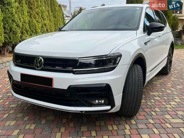Авто Volkswagen Tiguan 2020 № 8173069