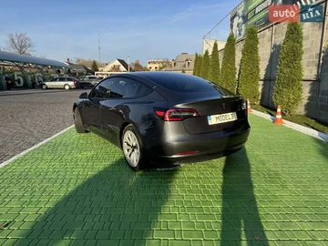 Авто Tesla Model 3 2021 № 8173076