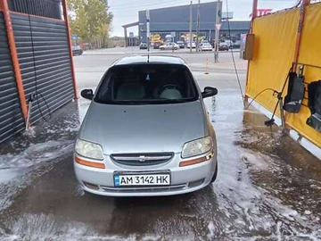 Авто Chevrolet Aveo 2004 № 8173226