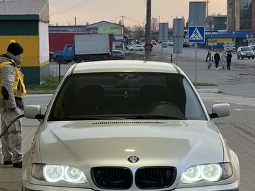 Авто BMW 3 Series 2002 № 8173389