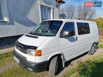 Авто Volkswagen Transporter 2000 № 8173404