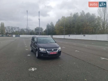 Авто Volkswagen Touran 2007 № 8173561