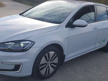 Авто Volkswagen E-Golf 2017 № 8173709