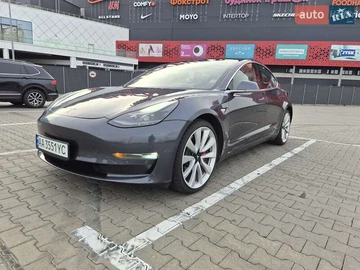 Авто Tesla Model 3 2018 № 8173943